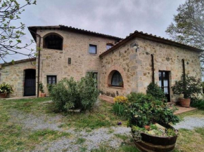 Attractive holiday home in Seggiano with shared pool